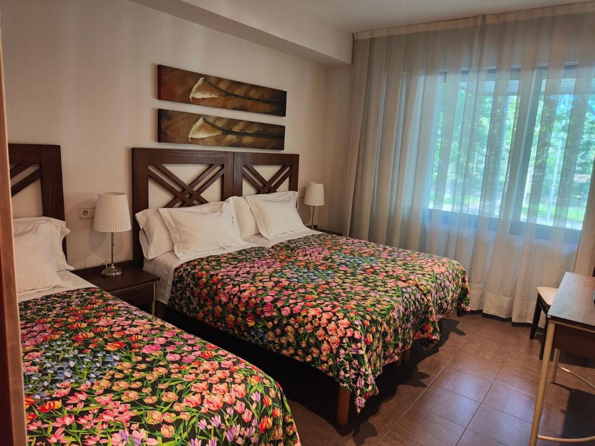 La Ciudadela Hotell Barcelona Exteriör bild