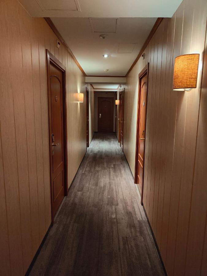 La Ciudadela Hotell Barcelona Exteriör bild