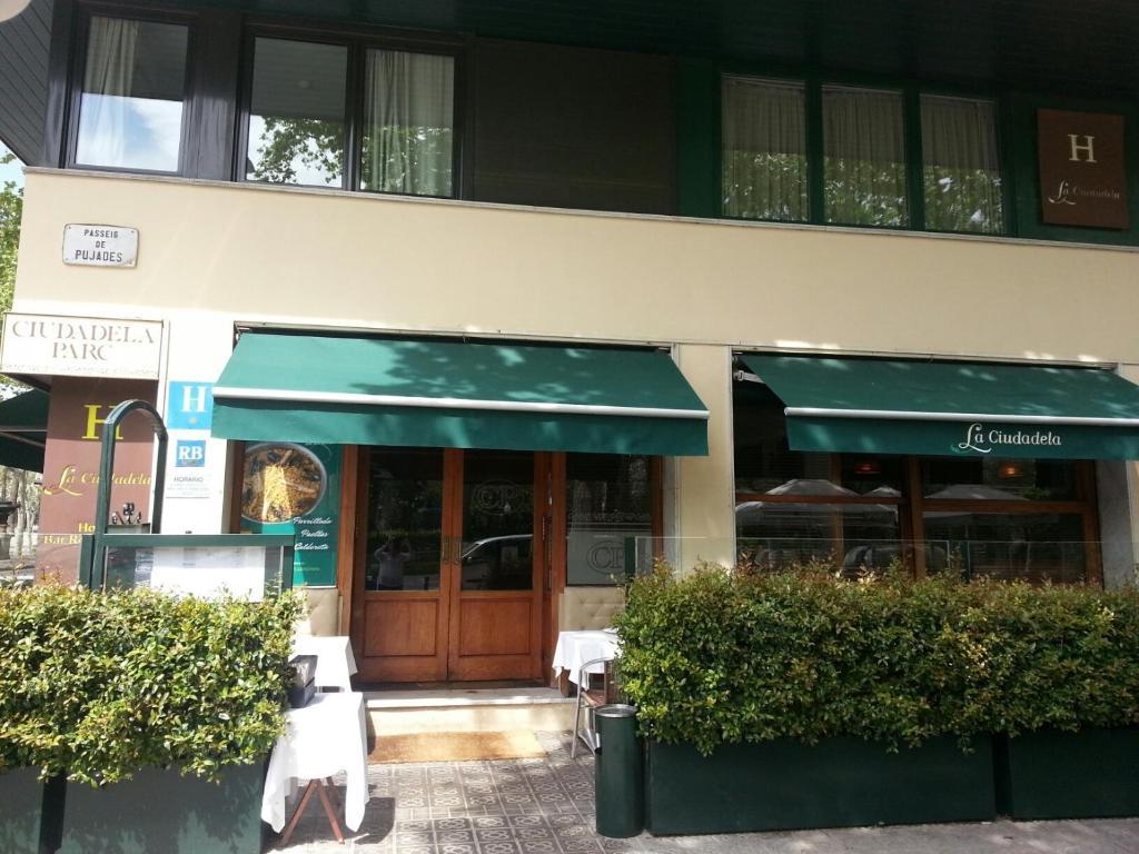 La Ciudadela Hotell Barcelona Exteriör bild