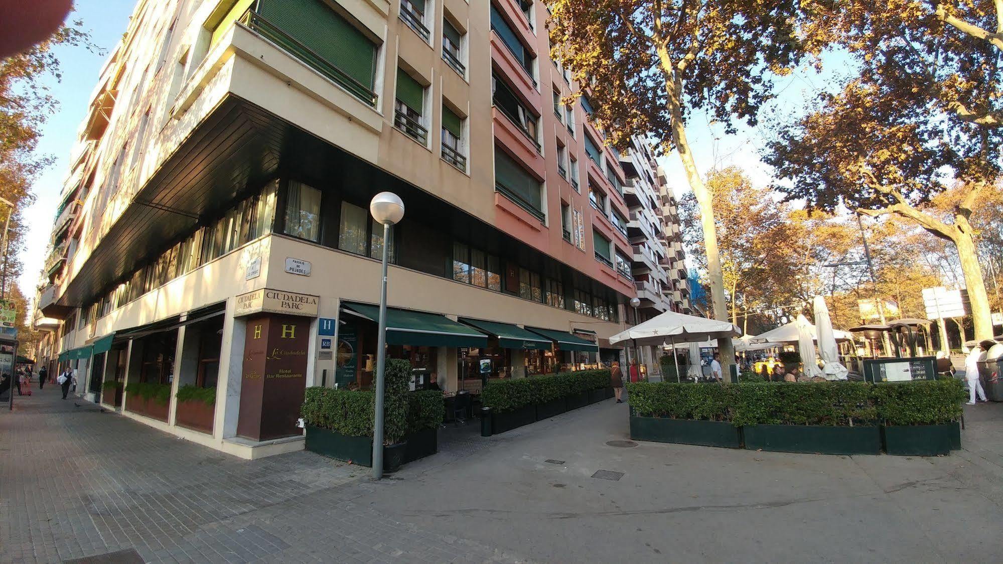 La Ciudadela Hotell Barcelona Exteriör bild